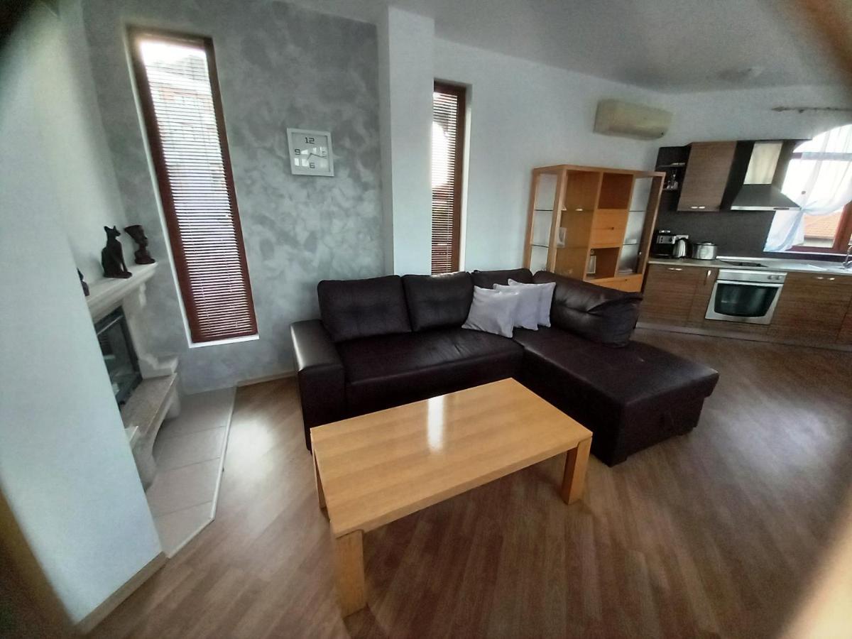 Къща За Гости Мускат 2 Aheloy Bagian luar foto